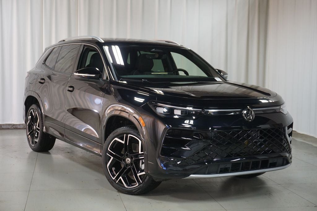 2026 Volkswagen Tiguan 2.0T SEL R-Line Turbo