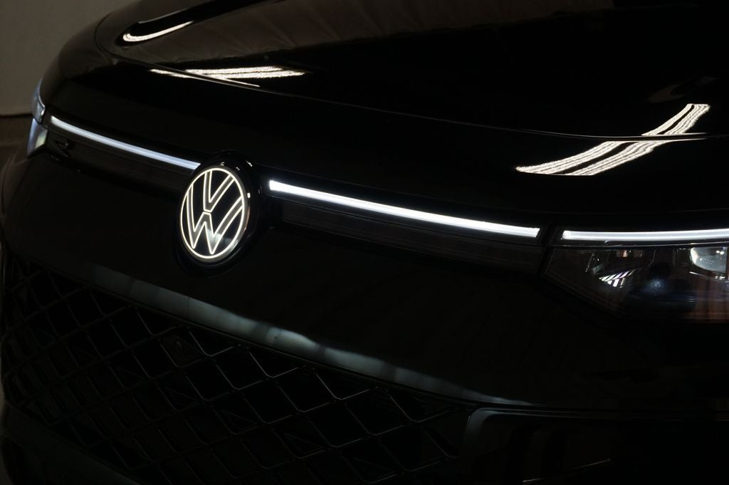 2026 Volkswagen Tiguan 2.0T SEL R-Line Turbo