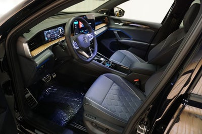 2026 Volkswagen Tiguan 2.0T SEL R-Line Turbo