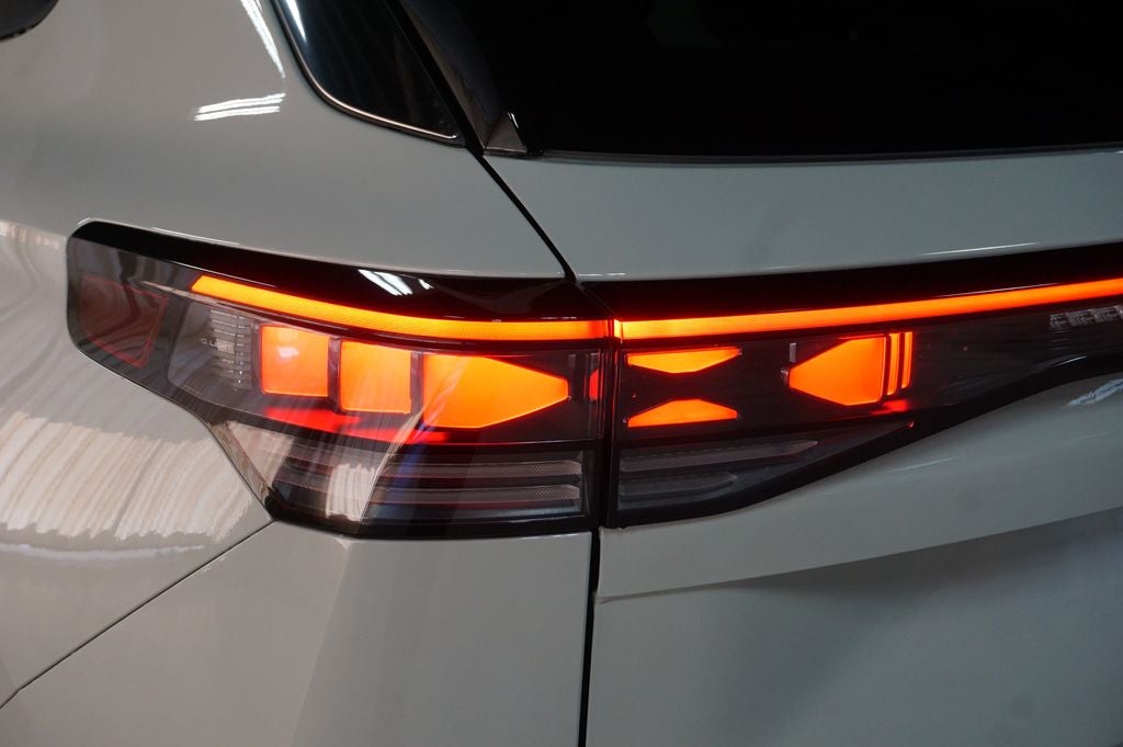 2026 Volkswagen Tiguan 2.0T SEL R-Line Turbo