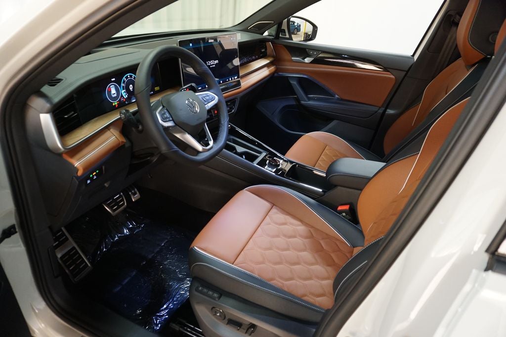 2026 Volkswagen Tiguan 2.0T SEL R-Line Turbo