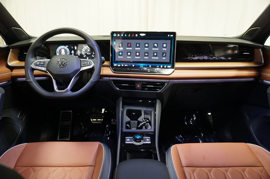 2026 Volkswagen Tiguan 2.0T SEL R-Line Turbo