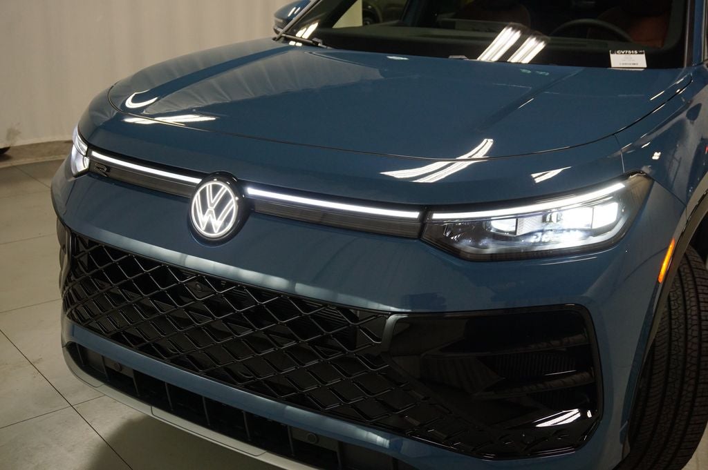 2026 Volkswagen Tiguan 2.0T SEL R-Line Turbo