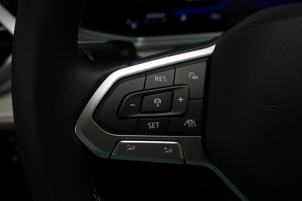 2026 Volkswagen Taos SE