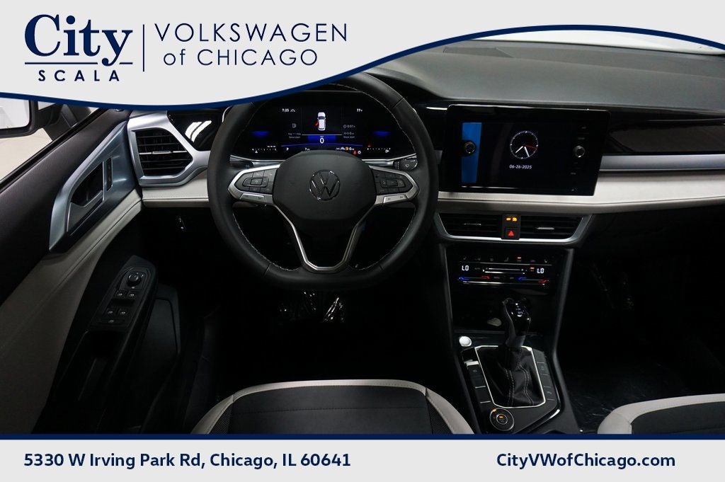 2025 Volkswagen Taos 1.5T SE