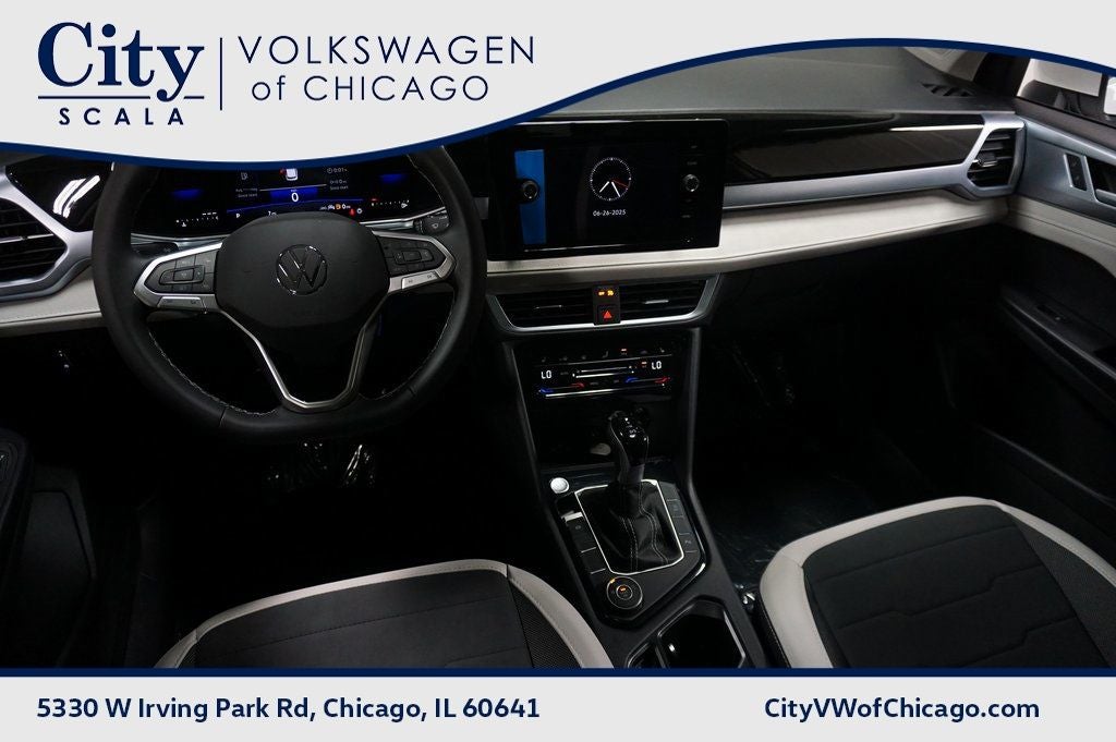 2025 Volkswagen Taos 1.5T SE