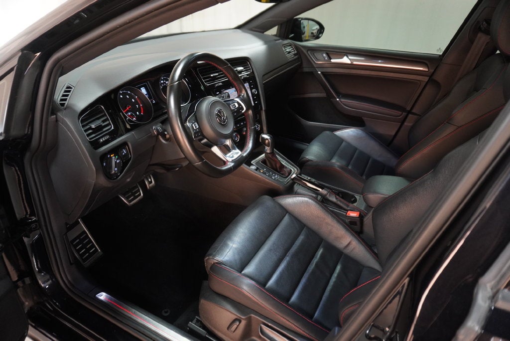 2021 Volkswagen Golf GTI 2.0T SE