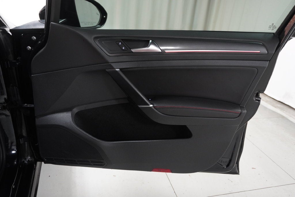 2021 Volkswagen Golf GTI 2.0T SE