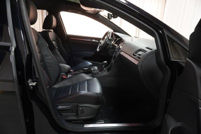 2021 Volkswagen Golf GTI 2.0T SE