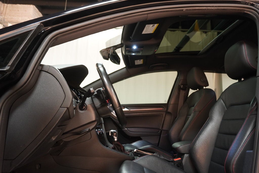 2021 Volkswagen Golf GTI 2.0T SE