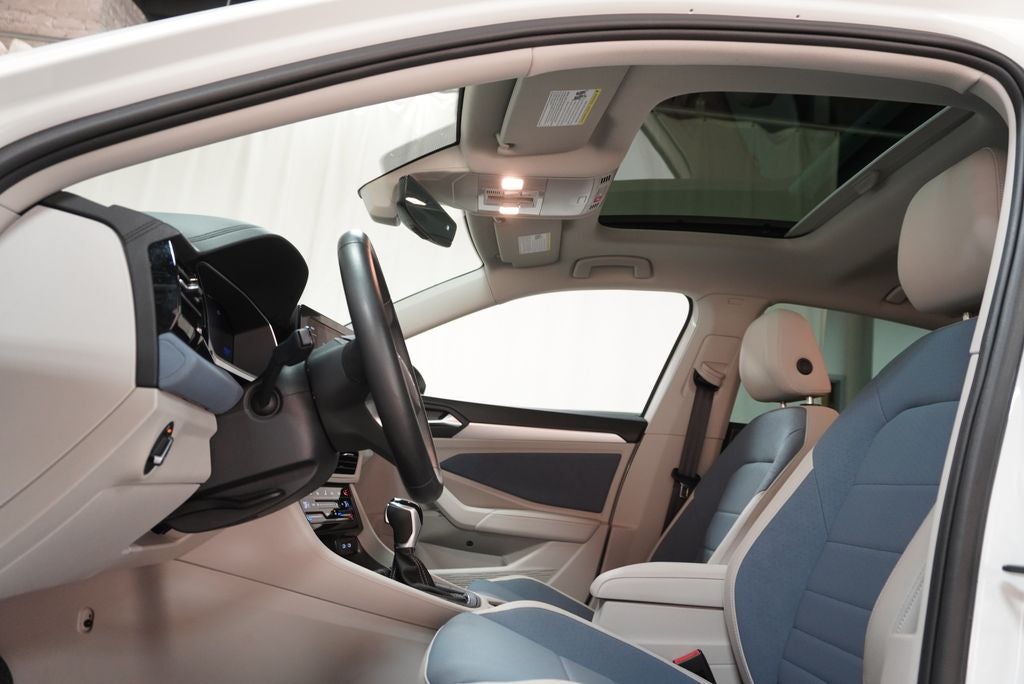 2025 Volkswagen Jetta 1.5T SE