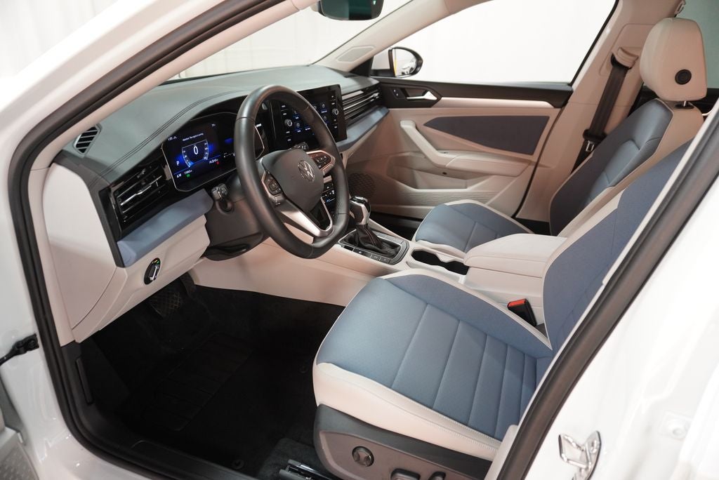 2025 Volkswagen Jetta 1.5T SE