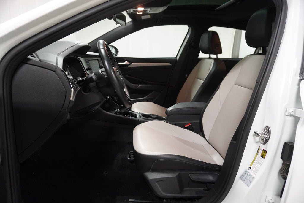 2019 Volkswagen Jetta R-Line