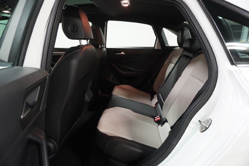 2019 Volkswagen Jetta R-Line