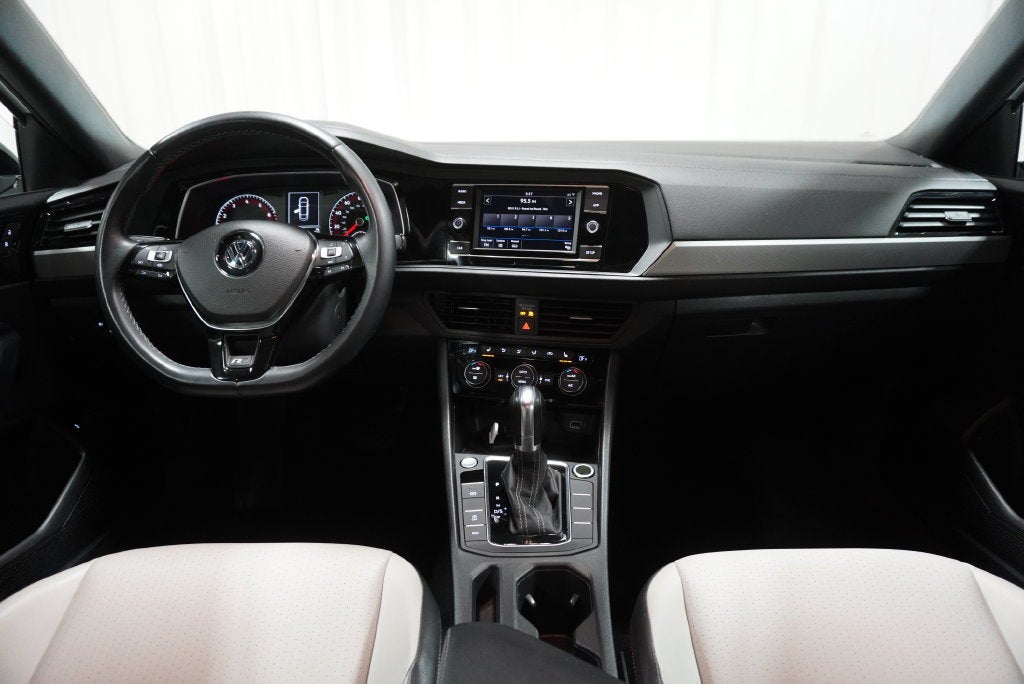 2019 Volkswagen Jetta R-Line