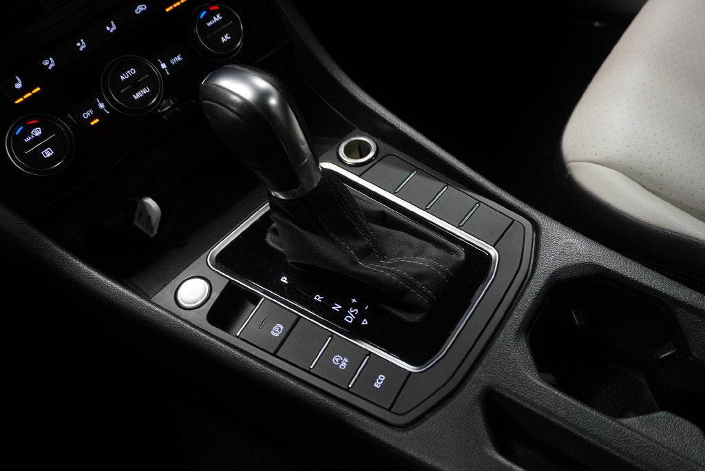 2019 Volkswagen Jetta R-Line