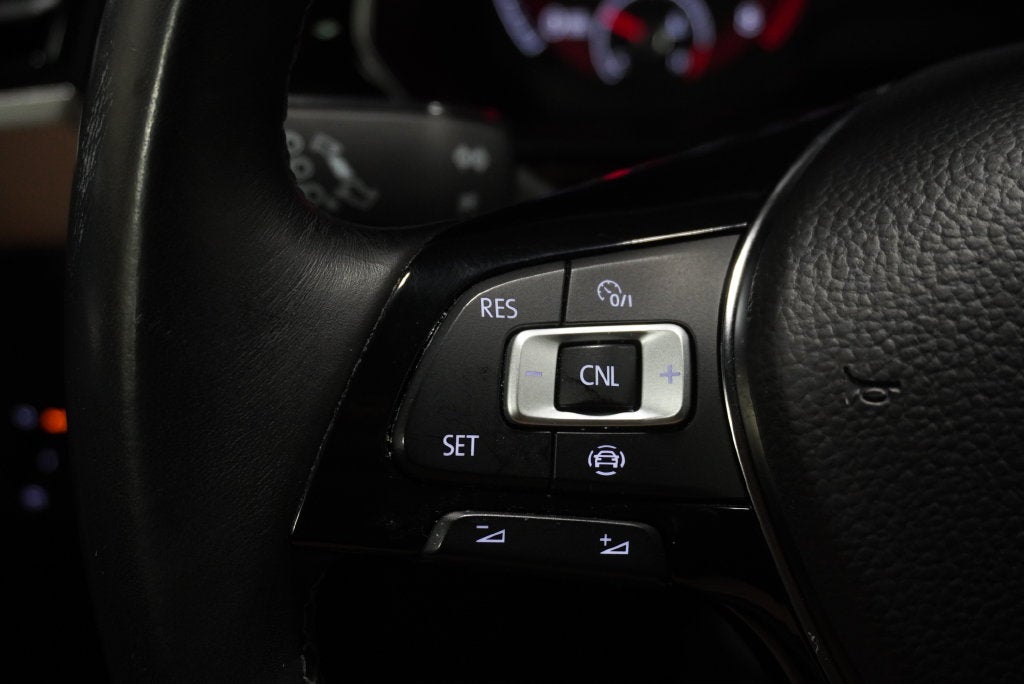 2019 Volkswagen Jetta R-Line
