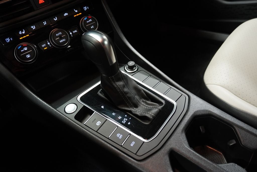 2020 Volkswagen Jetta R-Line