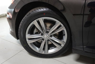 2020 Volkswagen Jetta R-Line