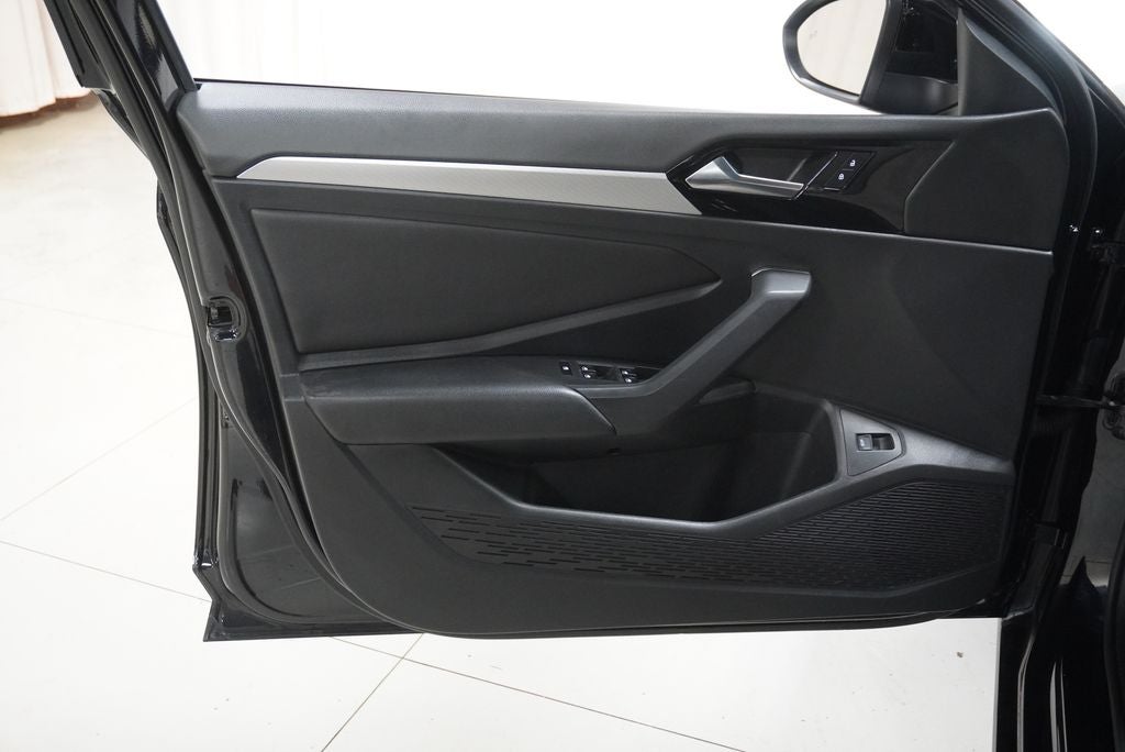 2020 Volkswagen Jetta R-Line