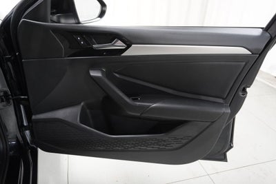 2020 Volkswagen Jetta R-Line