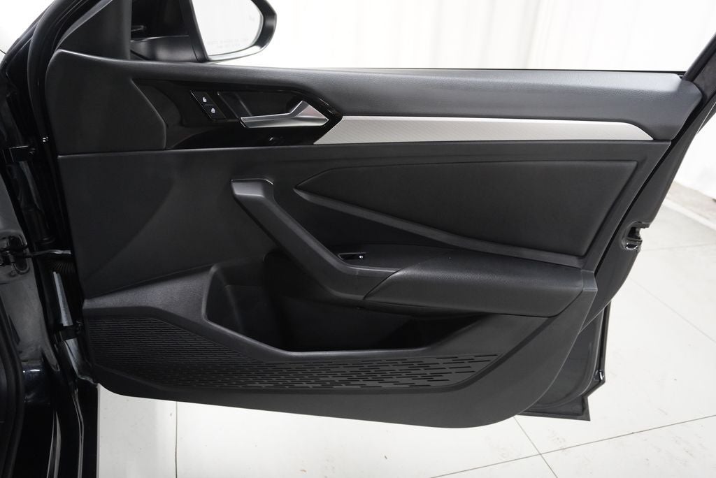 2020 Volkswagen Jetta R-Line