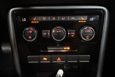 2018 Volkswagen Beetle 2.0T SE