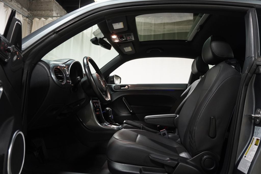 2018 Volkswagen Beetle 2.0T SE