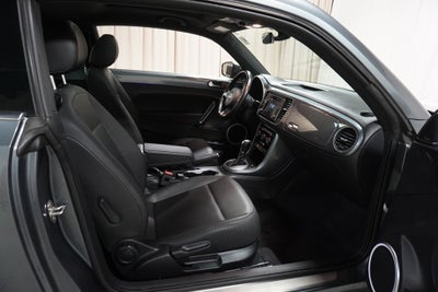 2018 Volkswagen Beetle 2.0T SE