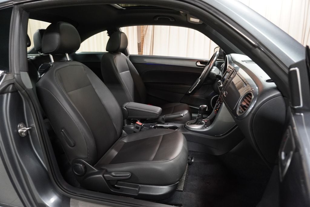 2018 Volkswagen Beetle 2.0T SE
