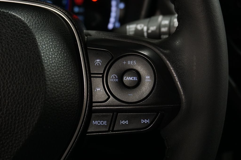 2023 Toyota Corolla Cross XLE