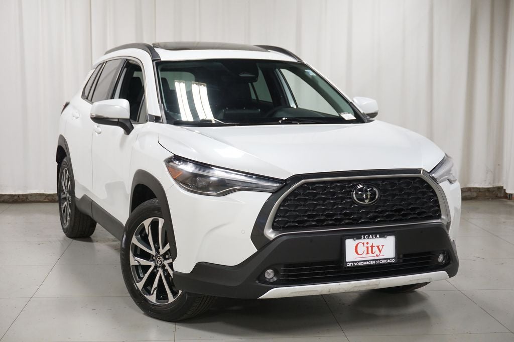 2023 Toyota Corolla Cross XLE
