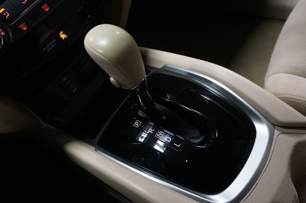 2015 Nissan Rogue S