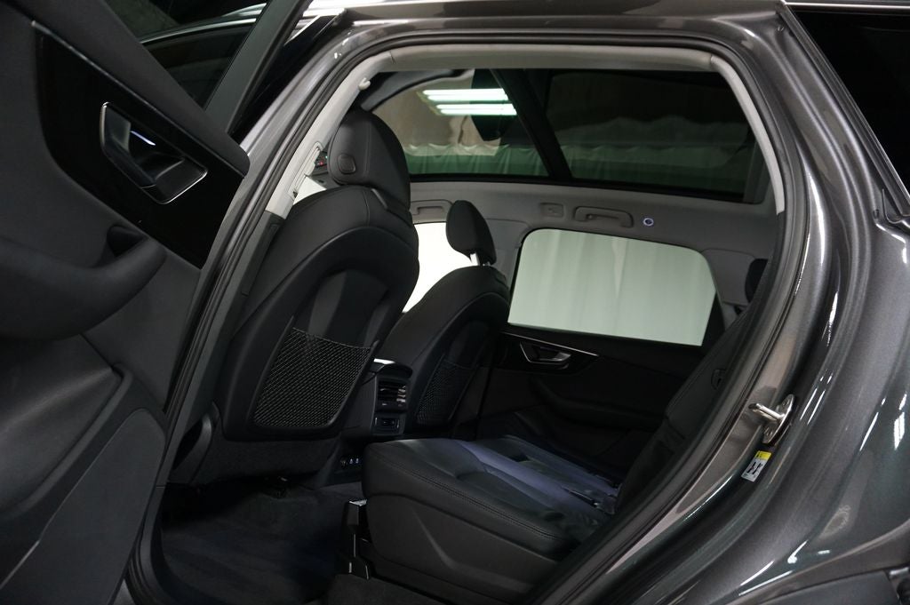 2023 Audi Q7 45 Premium quattro