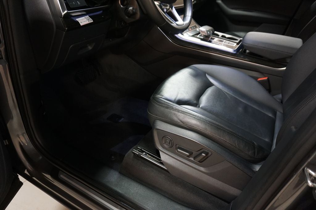 2023 Audi Q7 45 Premium quattro