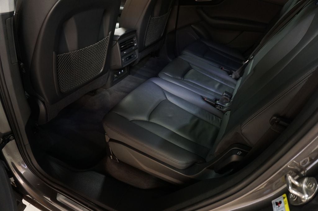 2023 Audi Q7 45 Premium quattro