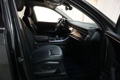 2023 Audi Q7 45 Premium quattro