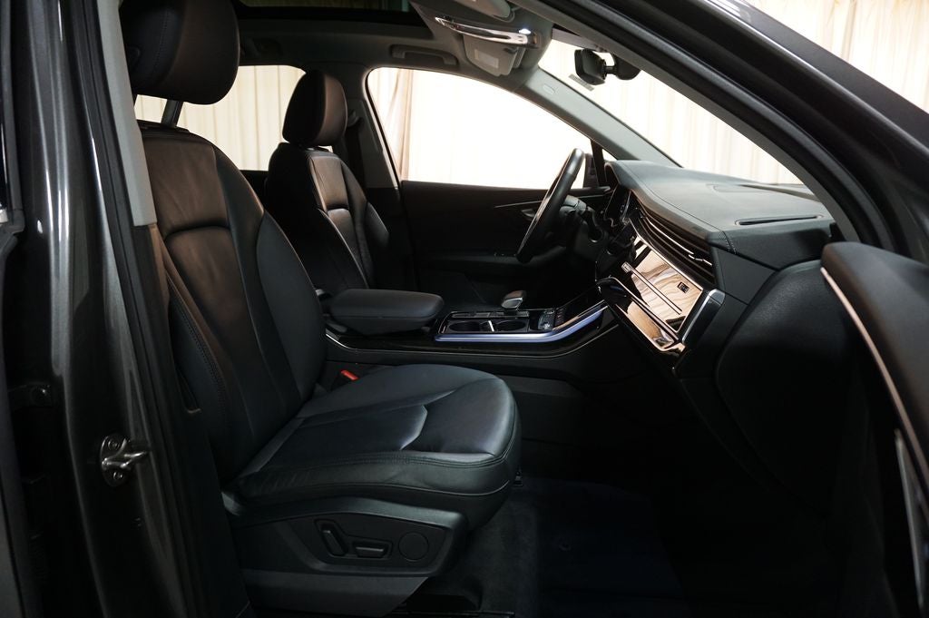 2023 Audi Q7 45 Premium quattro