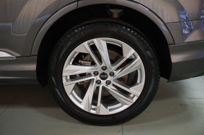 2023 Audi Q7 45 Premium quattro