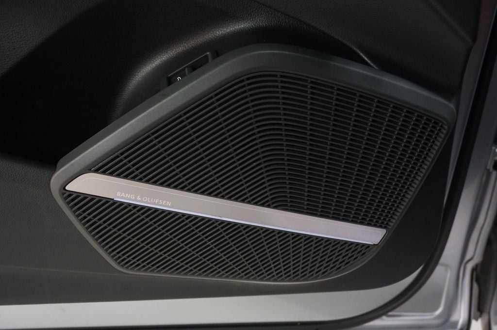 2023 Audi SQ5 Premium Plus quattro