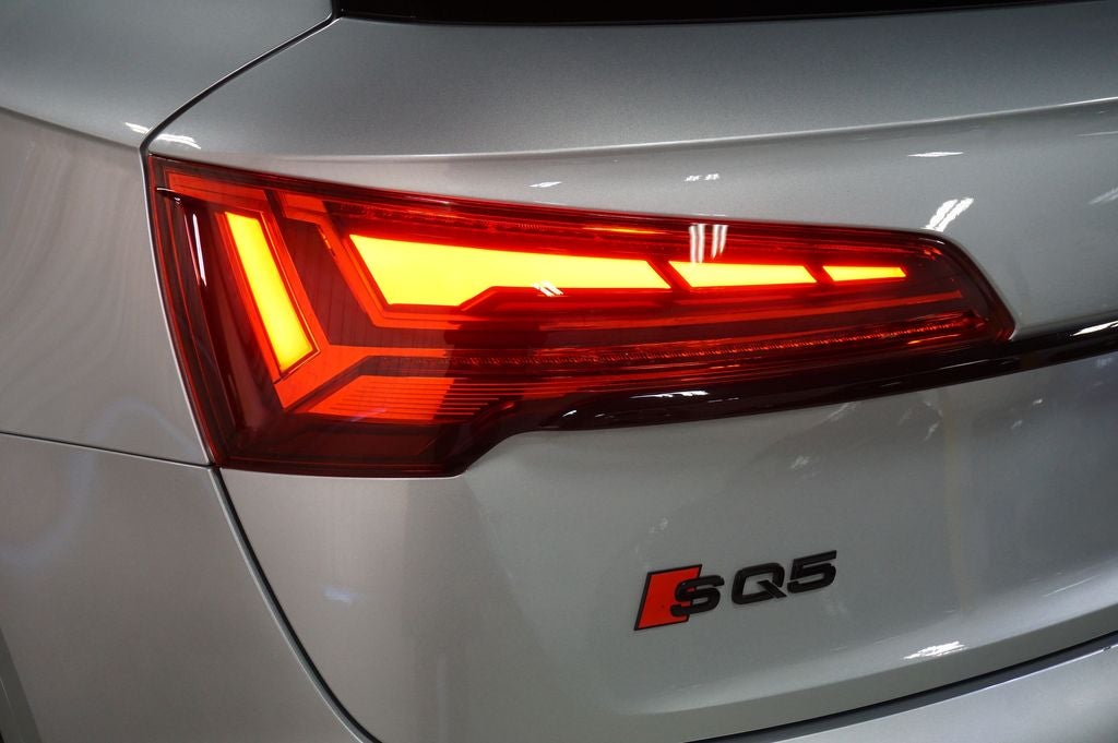2023 Audi SQ5 Premium Plus quattro
