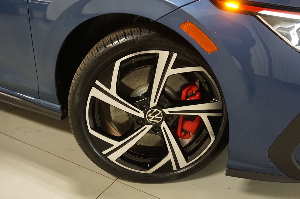 2025 Volkswagen Golf GTI 2.0T SE