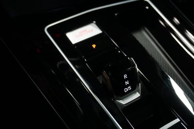 2025 Volkswagen Golf GTI 2.0T SE