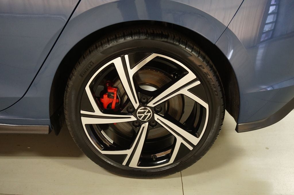 2025 Volkswagen Golf GTI 2.0T SE