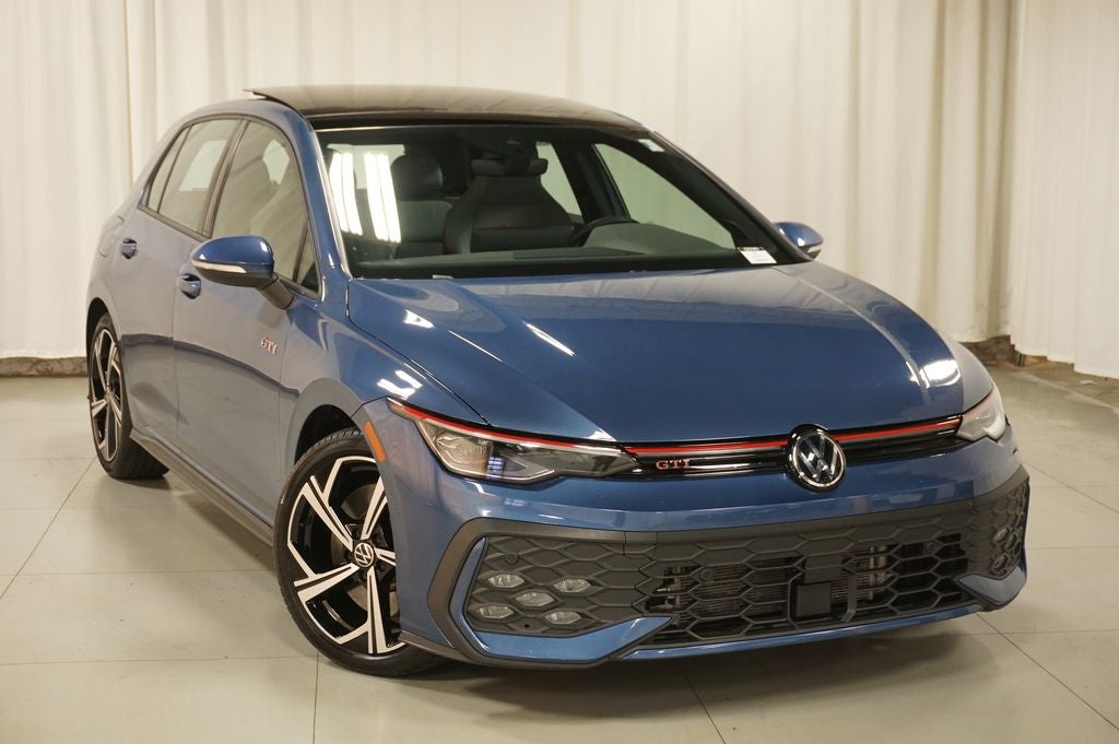 2025 Volkswagen Golf GTI 2.0T SE