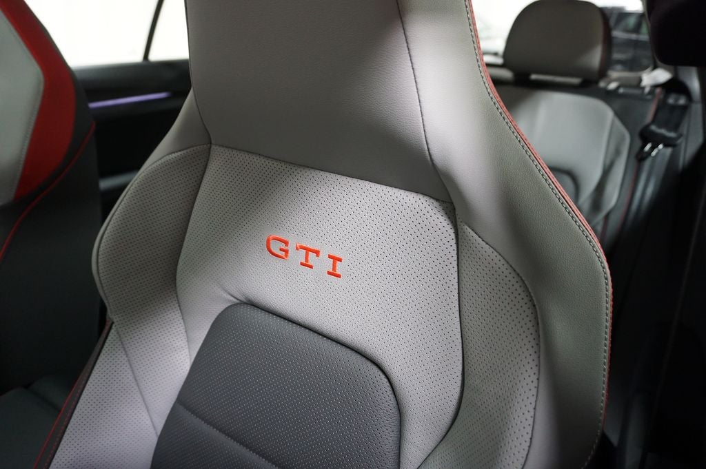 2026 Volkswagen Golf GTI 2.0T SE