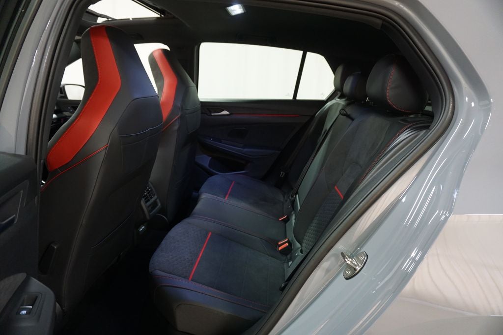 2025 Volkswagen Golf GTI 2.0T SE