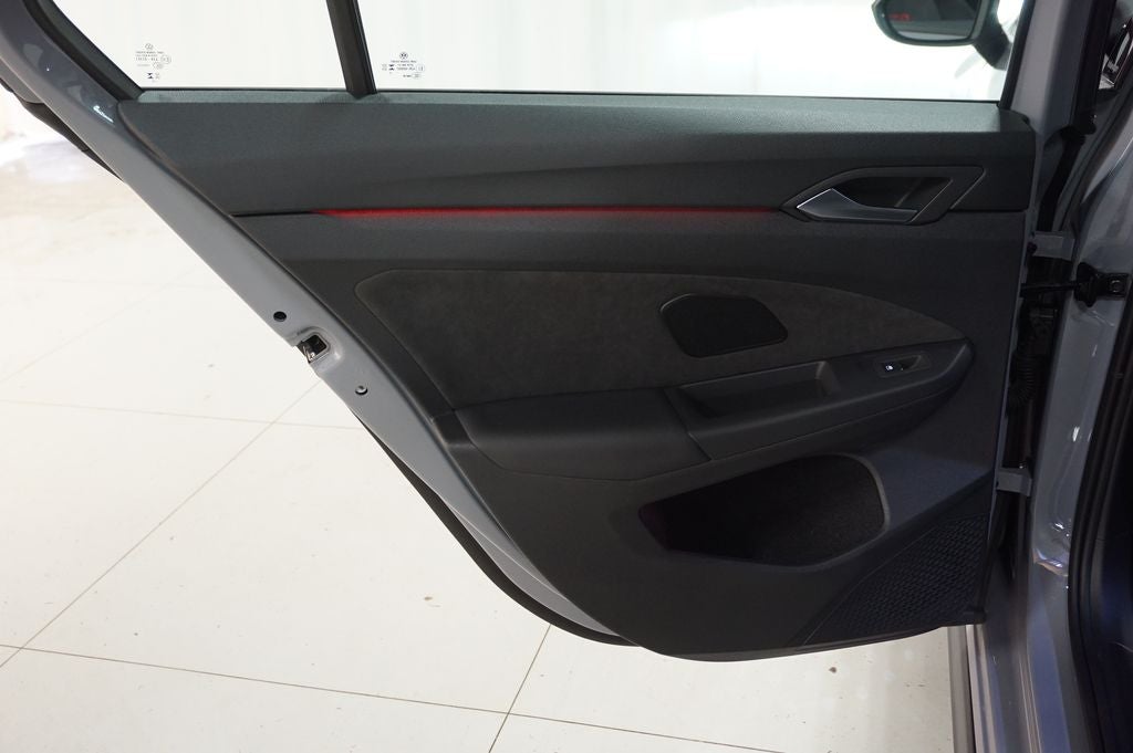 2025 Volkswagen Golf GTI 2.0T SE