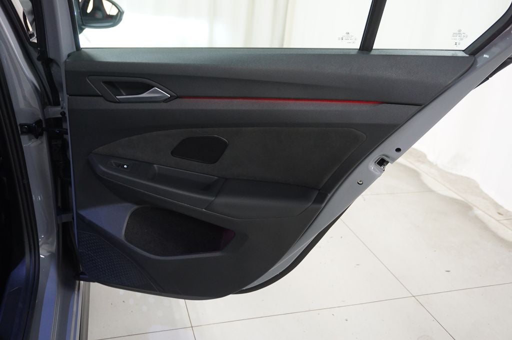 2025 Volkswagen Golf GTI 2.0T SE