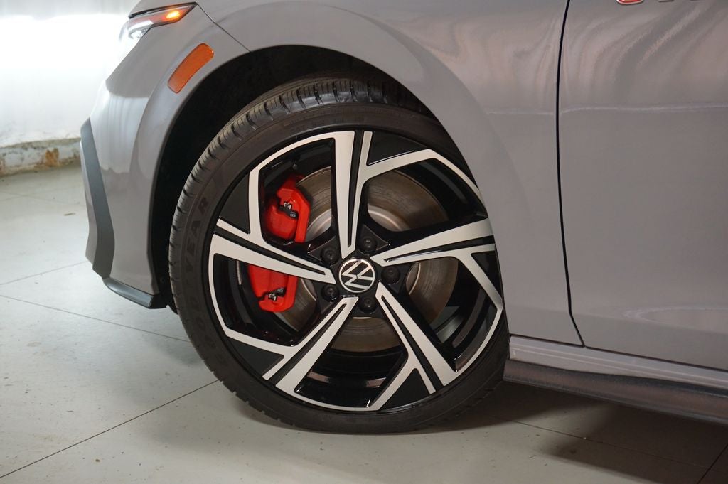 2025 Volkswagen Golf GTI 2.0T SE
